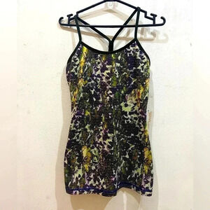 Lululemon Power Y Tank *Luon
Floral Sport White Multi / Gator Green